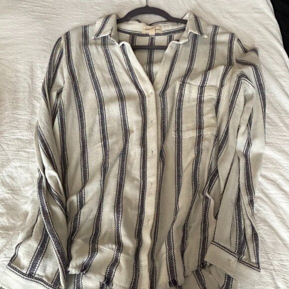 Cloth & Stone Button Down - Picture 1 of 3